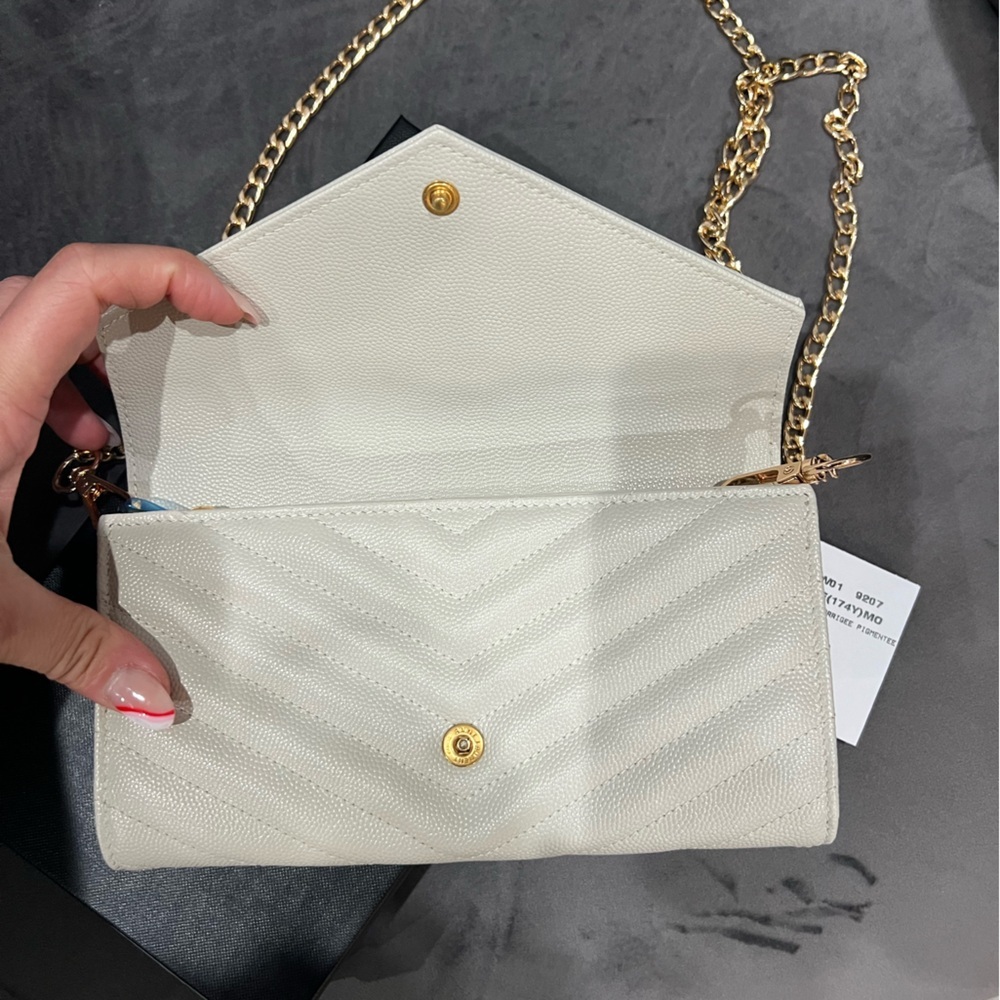 Sold-YSL Cassandre Flap Wallet on Chain - Picture 4 of 12